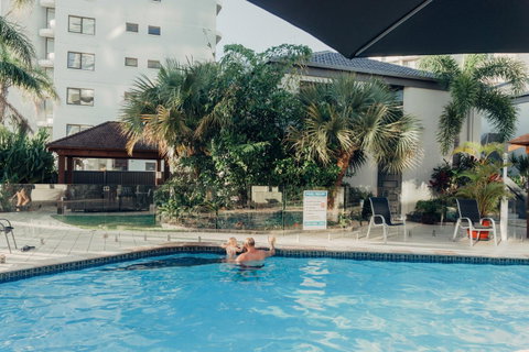 Burleigh Palms Holiday Apartments - QLD Tourism 34