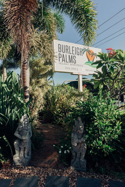 Burleigh Palms Holiday Apartments - QLD Tourism 27