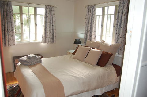 Boonah Cottage - QLD Tourism 6