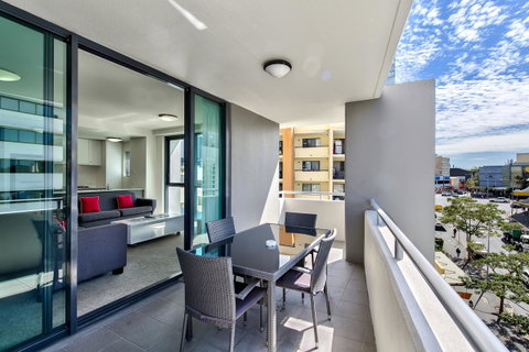 Flynn Brisbane - QLD Tourism 2