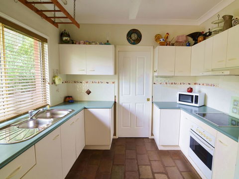 Apple Tree Cottage Montville - Queensland Tourism 6
