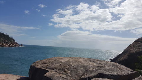 1 Min. Walk To Beach Horeseshoe Bay Holiday Units - Queensland Tourism 10