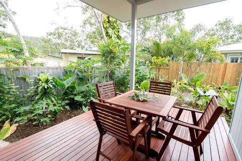 Island Cottages - Queensland Tourism 4