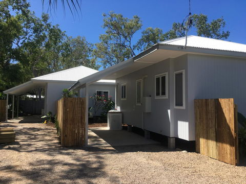 Island Cottages - Queensland Tourism 7