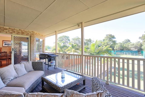 Waterfront At White Patch - QLD Tourism 31
