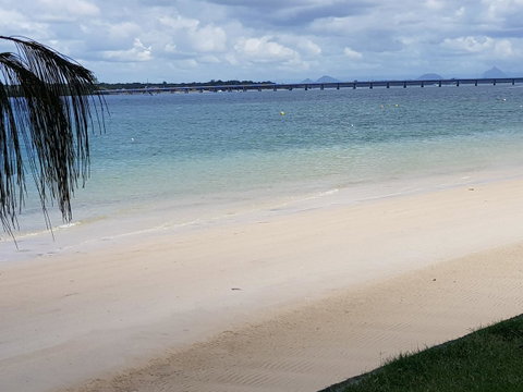 Cloud 8 On Welsby - QLD Tourism 9
