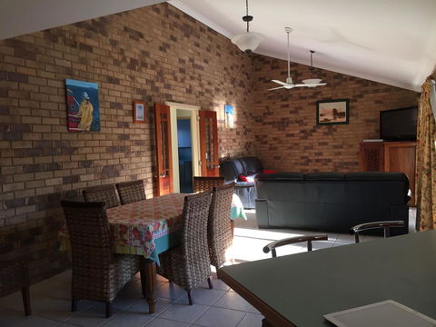 The Woorim Beach House - QLD Tourism 2