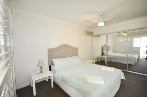 Ocean Wave - QLD Tourism 11