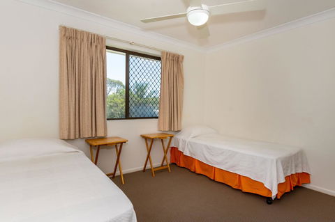 Spacious Unit Overlooking Moreton Bay - Boyd St, Woorim - QLD Tourism 2