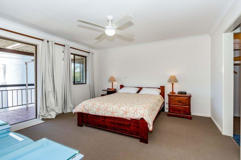 Spacious Unit Overlooking Moreton Bay - Boyd St, Woorim - QLD Tourism 4