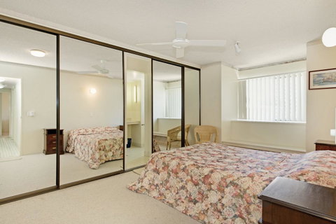 Everything You Need Including A Pool! Karoonda Sands Apartments - QLD Tourism 13