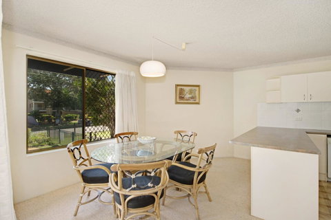 Everything You Need Including A Pool! Karoonda Sands Apartments - QLD Tourism 3