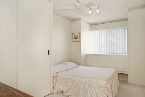 Everything You Need Including A Pool! Karoonda Sands Apartments - QLD Tourism 17