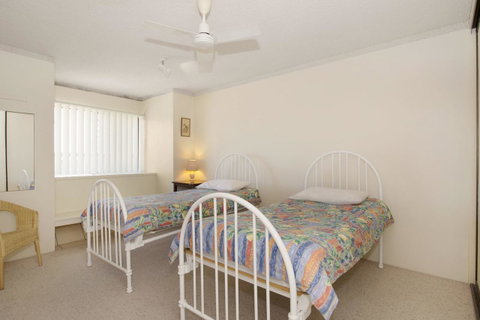 Everything You Need Including A Pool! Karoonda Sands Apartments - QLD Tourism 15