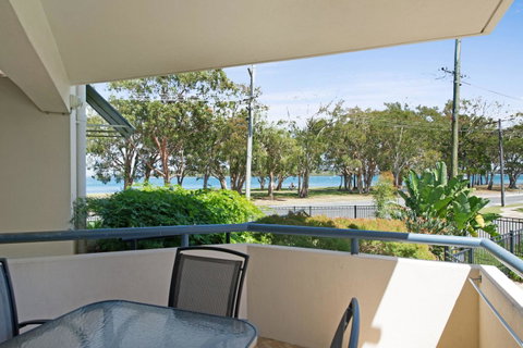 Everything You Need Including A Pool! Karoonda Sands Apartments - QLD Tourism 9