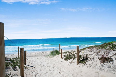 Walk To Surf Beach - Ground Floor Apartment - Bribie Horizons Boyd St, Woorim - QLD Tourism 0