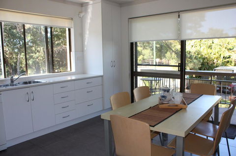 Close To Surf Beach, Surf Club, Hotel And Shops - Boyd St, Woorim - QLD Tourism 15