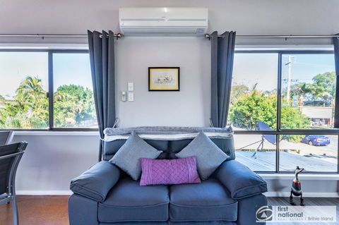 Family Holiday Haven On Boronia 100m To Beach - QLD Tourism 3