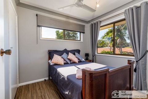Family Holiday Haven On Boronia 100m To Beach - QLD Tourism 14