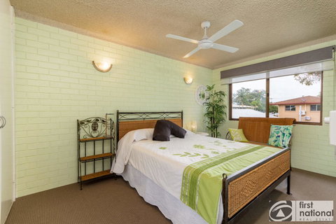 Air Conditioned Unit Stones Throw To The Waterfront. - Queensland Tourism 16