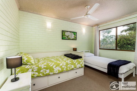 Air Conditioned Unit Stones Throw To The Waterfront. - Queensland Tourism 14