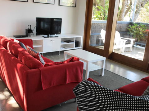 A AAA C-SHACK - QLD Tourism 0