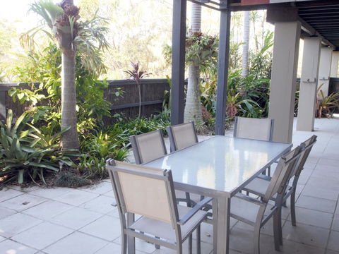 A AAA C-SHACK - QLD Tourism 3