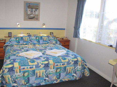 King Island Accommodation Cottages - QLD Tourism 7