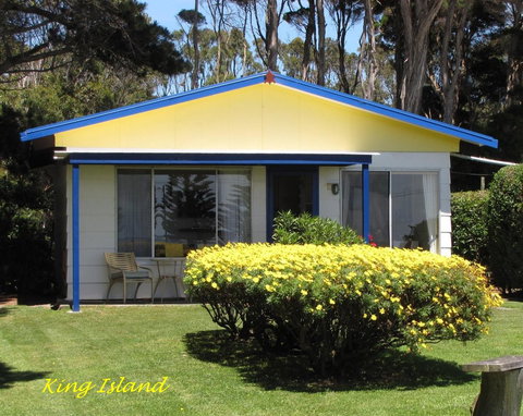 King Island Accommodation Cottages - QLD Tourism 4