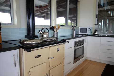 Turnstone Beach House - QLD Tourism 14