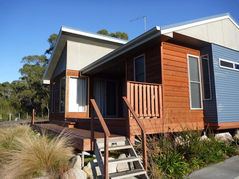Yakkalla Holiday Cottage - QLD Tourism 2