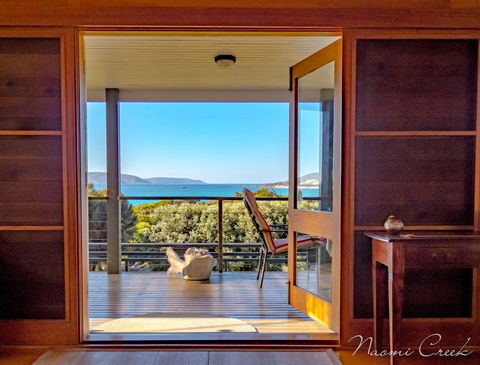 Palana Beach House - QLD Tourism 15