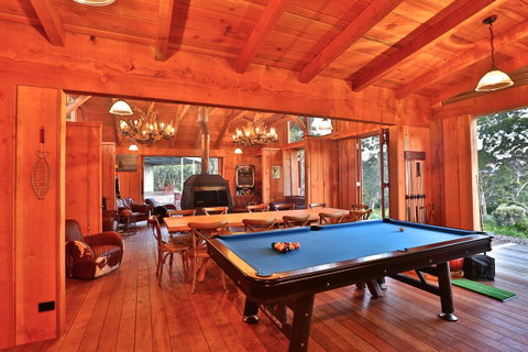 Bruny Island Lodge - QLD Tourism 0