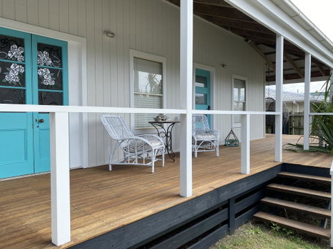 #Beach Shack On Oceanic - QLD Tourism 0