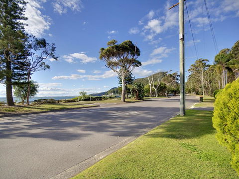 'Beachside' Shoal Bay, Unit 4 - Queensland Tourism 3