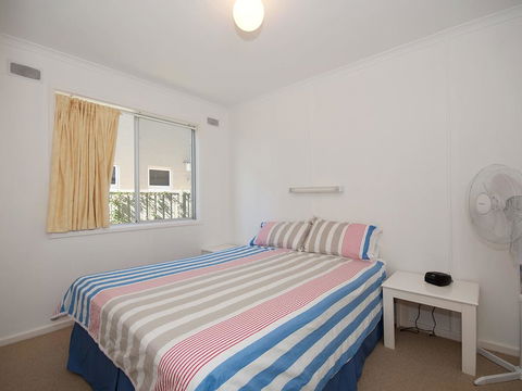 'Beachside' Shoal Bay, Unit 4 - Queensland Tourism 2