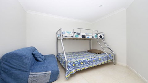 'Ocean To Beach' Luxury Hide Away - QLD Tourism 2