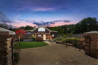 Book Kurrajong Accommodation Vacations QLD Tourism QLD Tourism