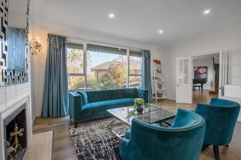 , , , Alice Wonderland, , ,  In 4 Beds House - Queensland Tourism 0