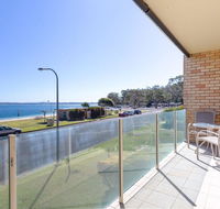 1 'Little Hut' 20 Kurrawa Close - Spectacular Water Views NBN  Air Conditioned - QLD Tourism