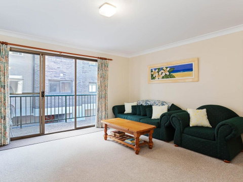 1 'Monterea' 3 Ondine Close - Walking Distance To Beach - QLD Tourism 2
