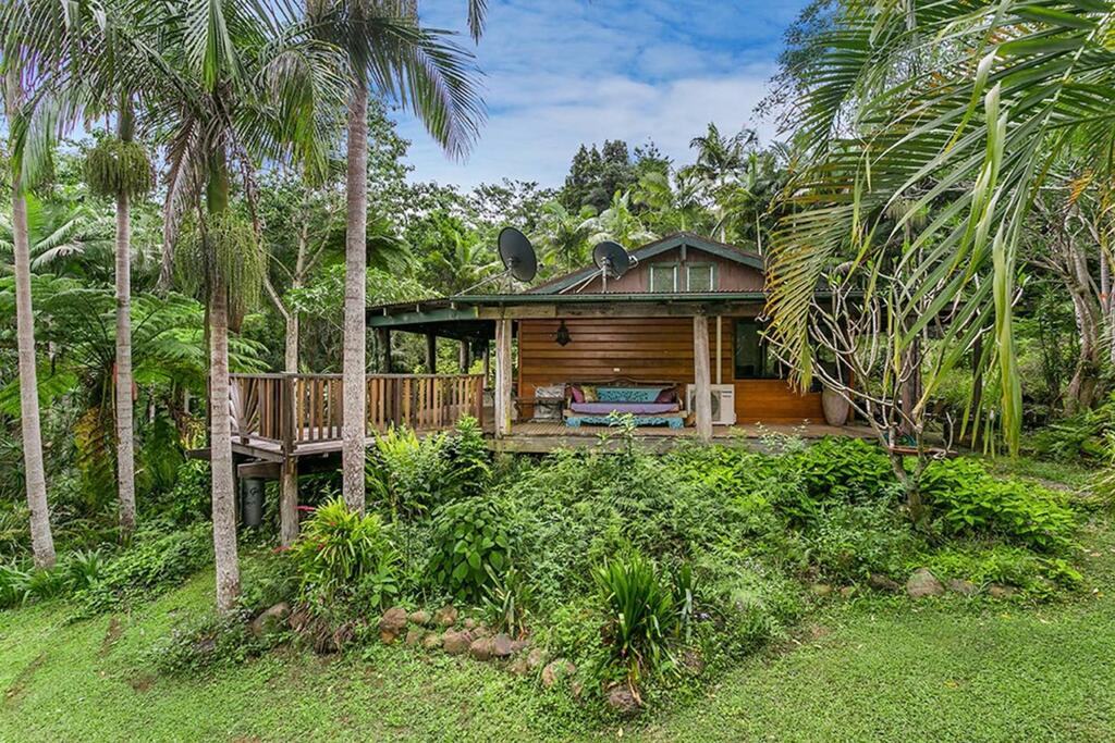 Ikewa ACT Queensland Tourism