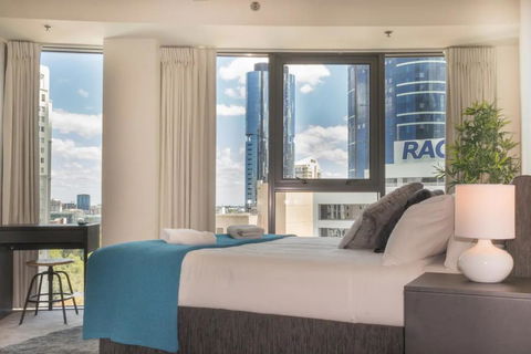 1 Bedroom Studio Apartment Near Eagle Street - QLD Tourism 3