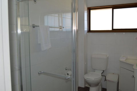 1 Lakeview Plaza - QLD Tourism 2