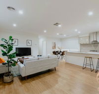 118 Refreshing 3BR Werribee Family House - QLD Tourism