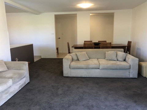12 'The Helm', 22 Voyager Close - Unit In Little Beach With Direct Access To Shoal Bay Beach! - QLD Tourism 3