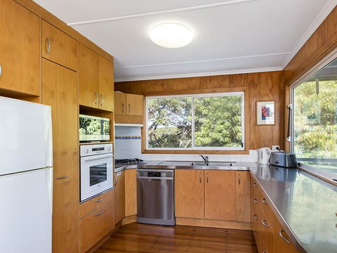12 Yarrong Road - QLD Tourism 3