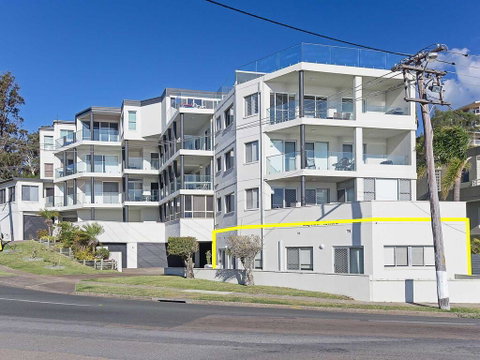 13 'Bayview Towers', 15 Victoria Parade - Ground Floor Unit With Magical Water Views - QLD Tourism 2
