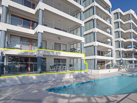 13 'Le Vogue' 16 Magnus Street - Close To The Marina And Beautiful Views Of Nelson Bay Marina - QLD Tourism 3