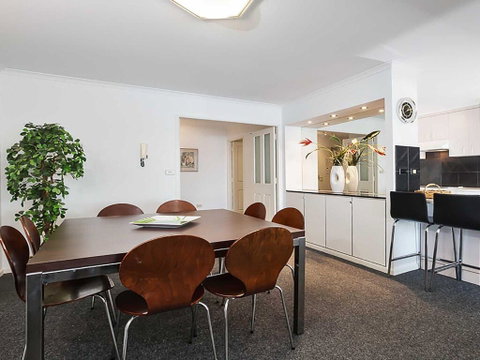 13 'Le Vogue' 16 Magnus Street - Close To The Marina And Beautiful Views Of Nelson Bay Marina - QLD Tourism 1